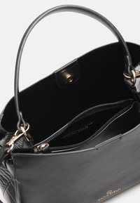 Anna Field Handväska - black
