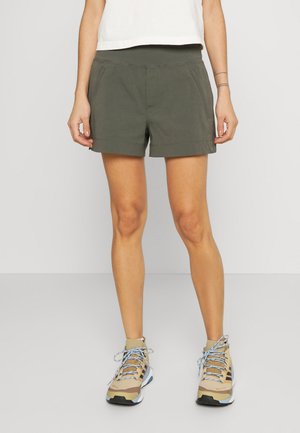 TREKKIE NORTH - Shorts outdoor - dark olive