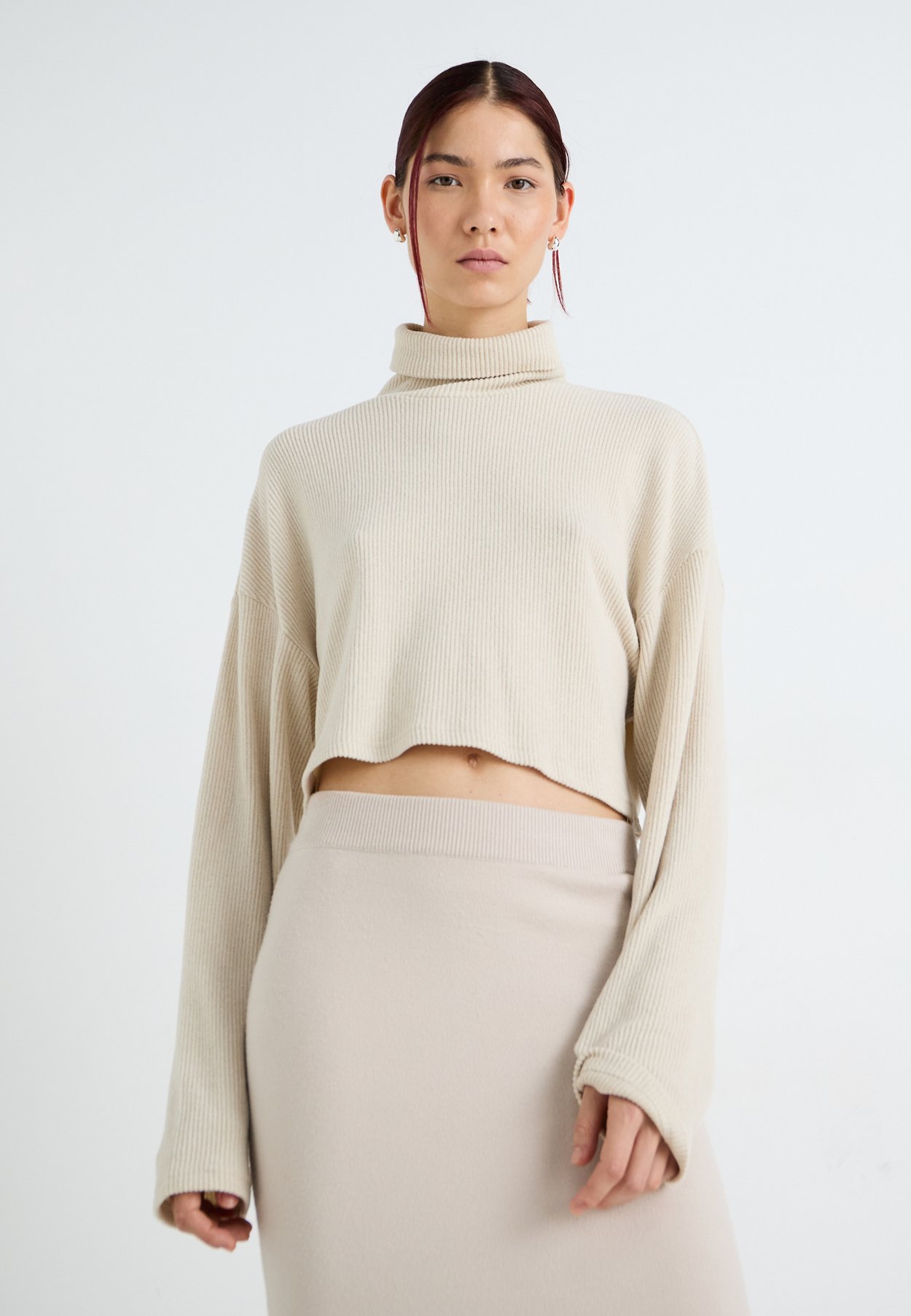 ONLSILLIE HIGH NECK BOX
