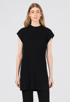 Basic T-shirt - black