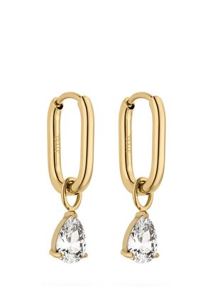 Ohrhänger aus goldfarbenem Metall mit langgestrecktem ovalem Haken-Design, an denen jeweils ein tropfenförmiger klarer Kristalltropfen hängt.