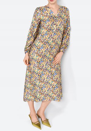 Day dress - ruby glow