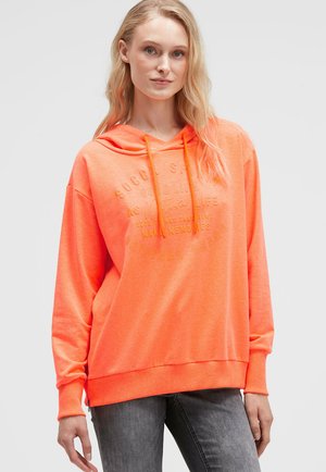 Neon-orange Kapuzensweatshirt mit langen Ärmeln, gerippten Bündchen, Kängurutasche und geprägtem Textdetail auf der Vorderseite. Weicher Stoff.