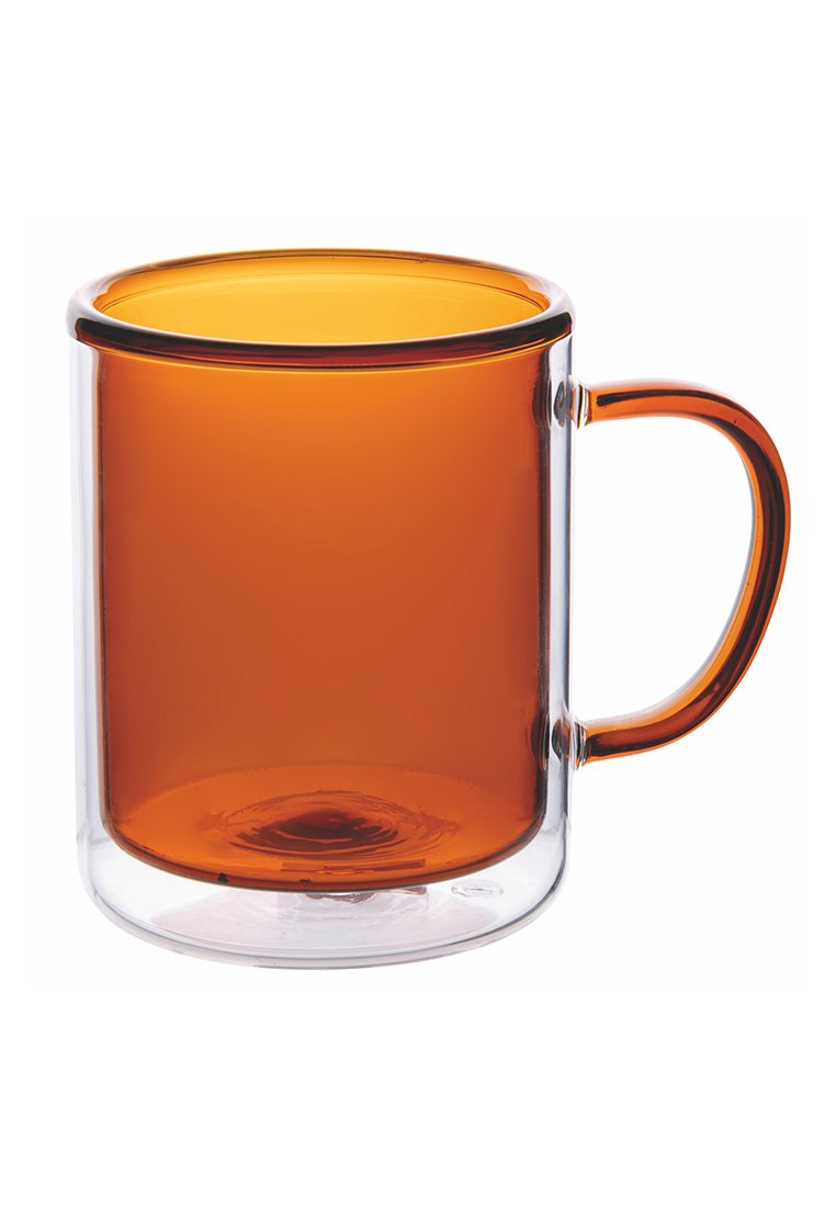 Przezroczysty szklany kubek z bursztynowym wnętrzem, cylindryczny kształt i przezroczysty spód. Posiada pojedynczą rączkę dla łatwego uchwytu.