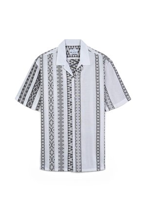Kurzärmliges Button-Up-Hemd mit weißem Grund und vertikalen schwarzen geometrischen Musterstreifen, ausgestattet mit einem klassischen Kragen.