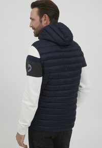 FQ1924 FQBENDIK - Väst - navy blazer
