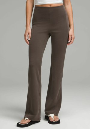 lululemon SOFTSTREME FLARED - Tights - espresso