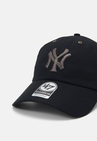 '47 MLB YANKEES PETAL SIDE UNISEX - Club wear - black