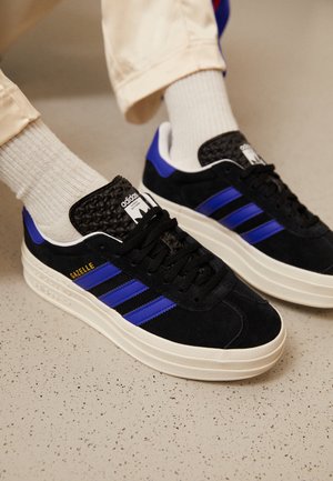 Sneakers laag - black