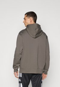 adidas Performance REAL MADRID SEASONAL HOODIE - Mikina s kapucí - utility grey/almost lime