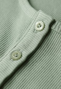 Superdry & Co ATHLETIC ESSENTIALS BUTTON   - Top - light jade green
