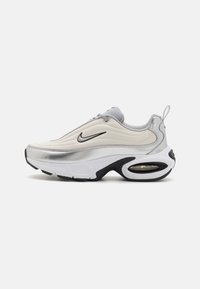 AIR MAX PORTAL SE - Tenisice - metallic silver/black/phantom/white