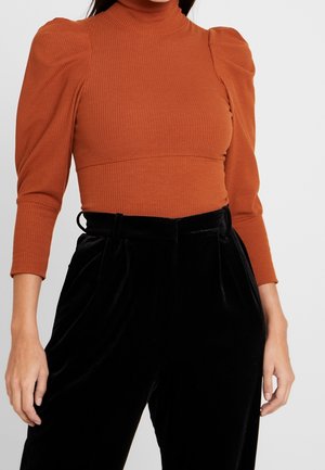 Trendyol Longsleeve - light brown
