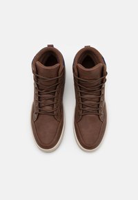 Pier One Sapatilhas de cano alto - brown