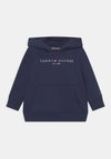ESSENTIAL HOODIE UNISEX - Kapuzenpullover - twilight navy