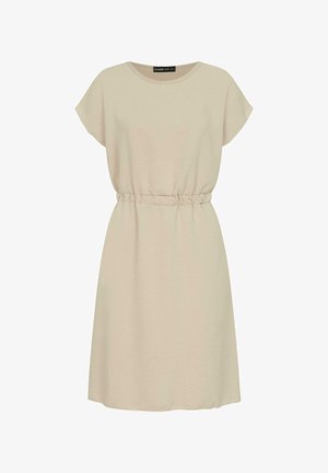Világos bézs színű ruha kerek nyakkivágással, rövid, kapucnis ujjakkal, rugalmas derékkal és folyékony anyaggal, amely laza és kényelmes illúziót teremt.