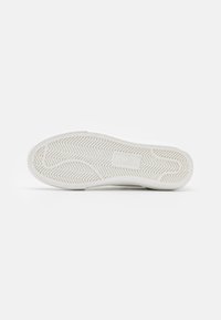Ellesse VENO - Sapatilhas - white