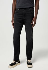 Wrangler LARSTON - Vaqueros slim fit - black fog
