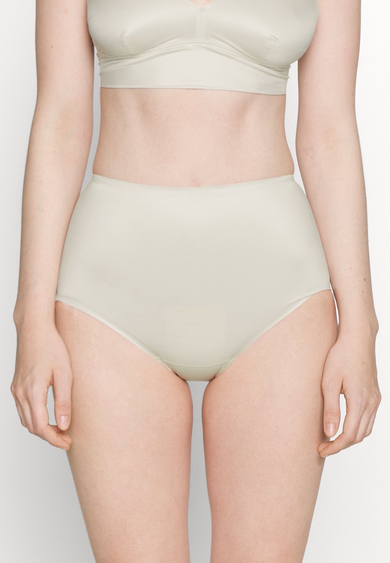 Spanx SHAPING SATIN BRIEF Shapewear offwhite/offwhite Zalando.de