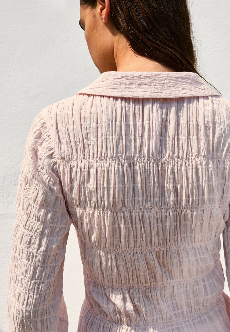 Bershka - RUSTIC GATHERED - Blouse - pink, Agrandir