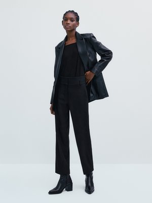 Leather jacket - black