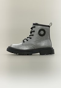 Δεν επιλέχθηκε, grey