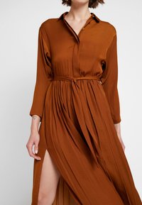 Topshop Abito a camicia - tan