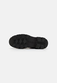 Marc O'Polo GIULIA - Botines con plataforma - dark brown