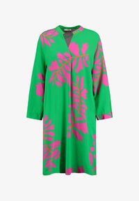 Ausgewählt, grass green