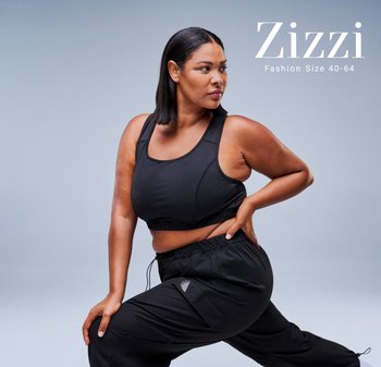 Svart sportbh med kort design och breda axelband, i kombination med lösa svarta joggers med elastisk midja och en sidoficka.