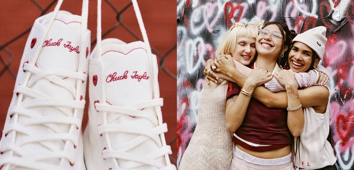 Pantofi sport albi cu talpă înaltă și șireturi roșii, cu inscripția "Chuck Taylor" brodată în roșu și găuri pentru șireturi în formă de inimă. Textură netedă din pânză.