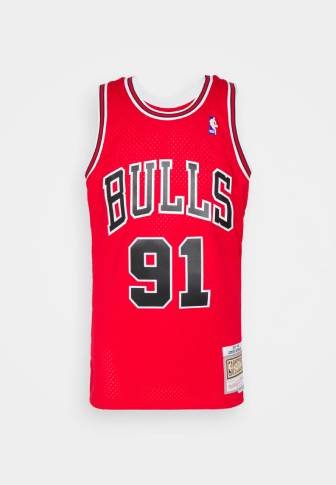 Червен баскетболен екип на Chicago Bulls с номер 91, бяло и черно обрамчване и лого на NBA в горната дясна част на гърдите.