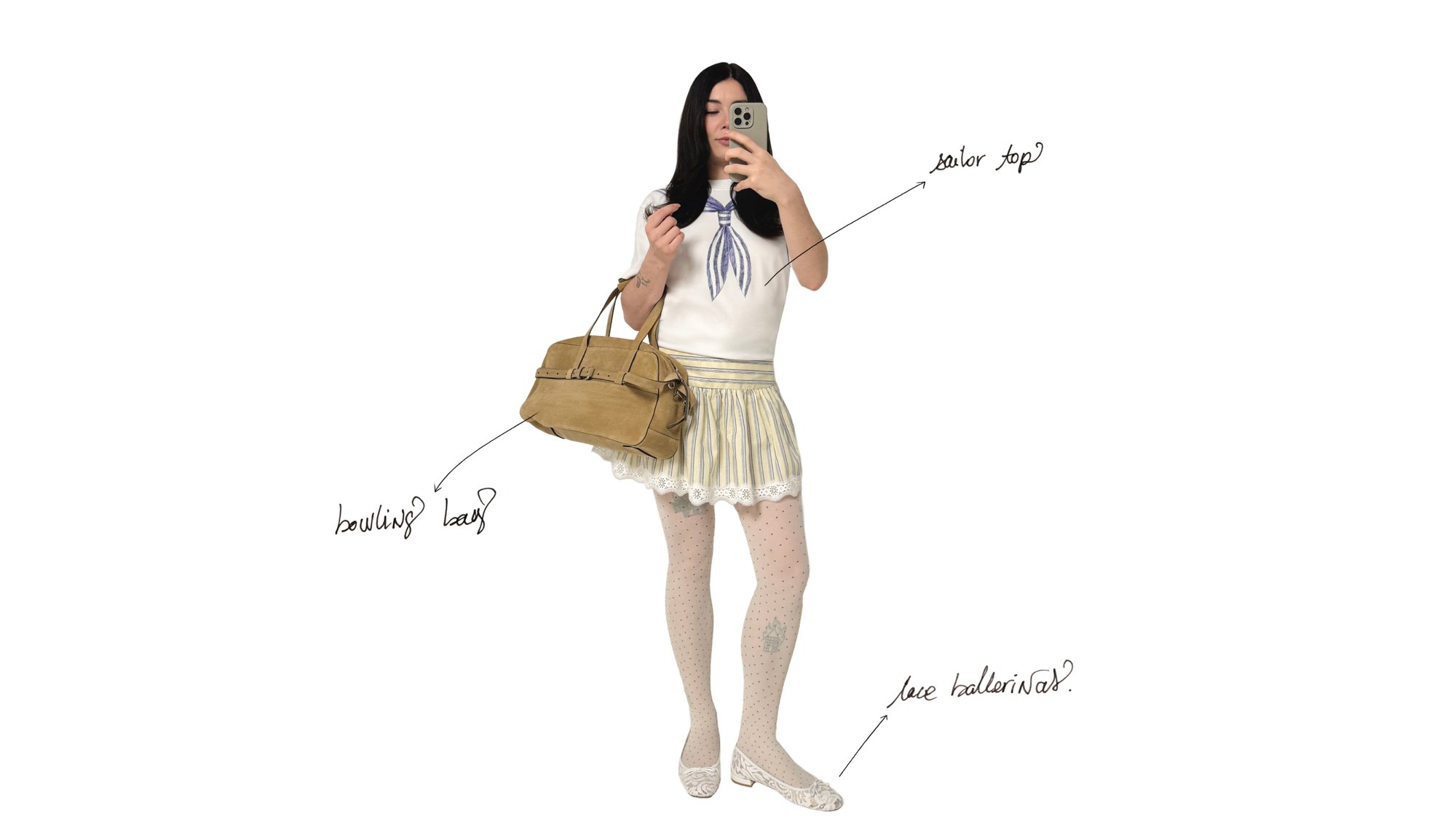 Una persona con una maglietta a tema marinaio, una gonna a righe e collant a pois porta una borsa da bowling ed indossa delle ballerine in pizzo.