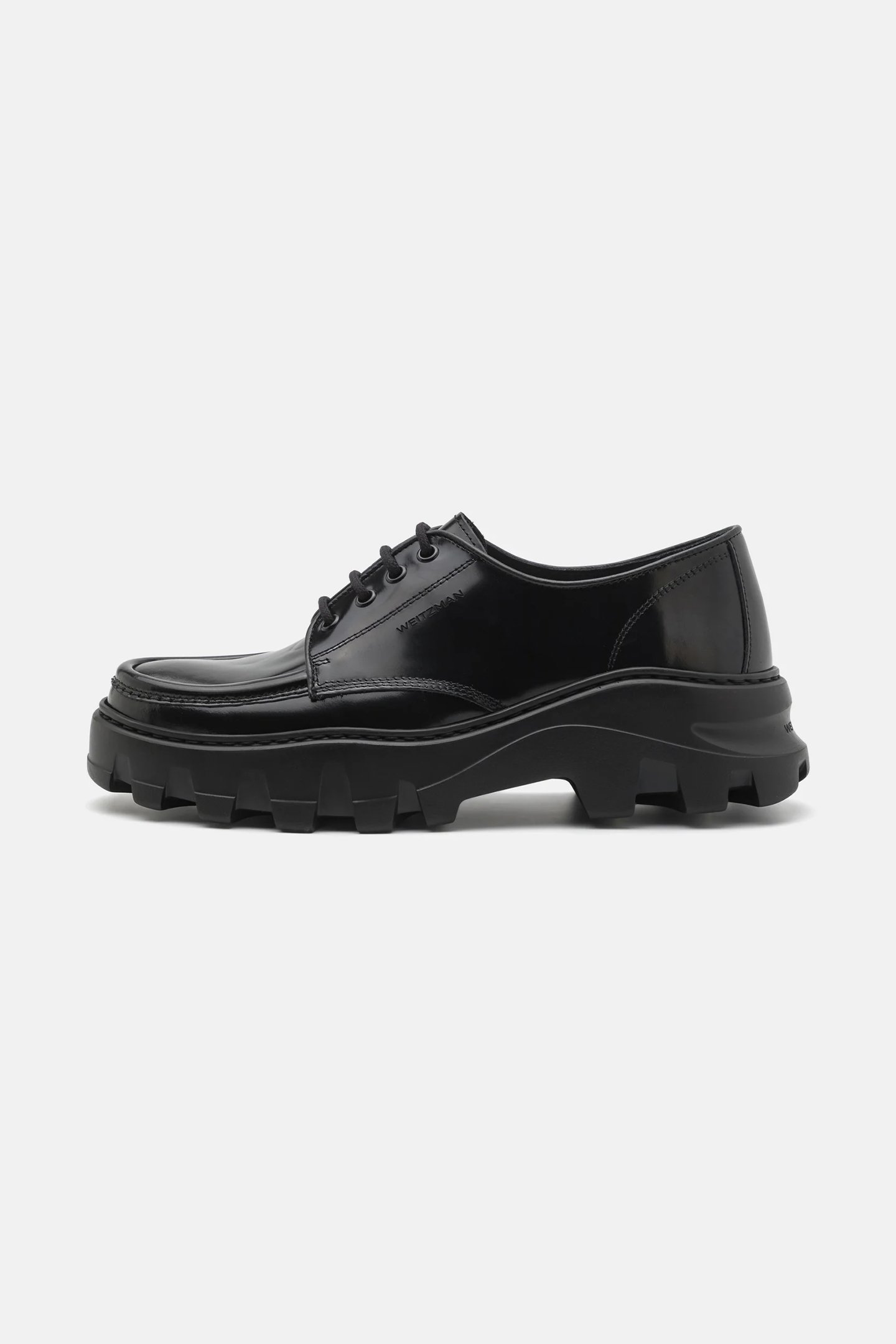 Dress shoes