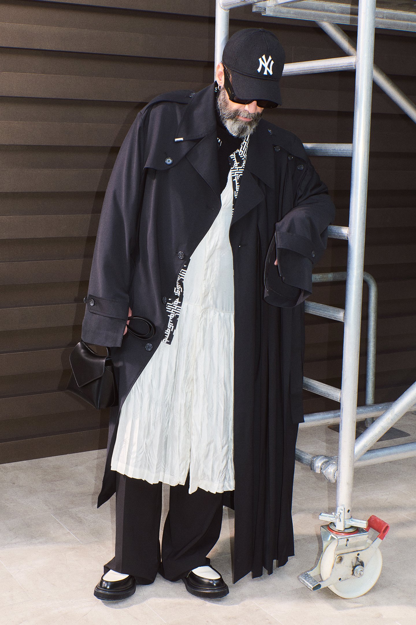 THE GREAT FASHION DEBATE