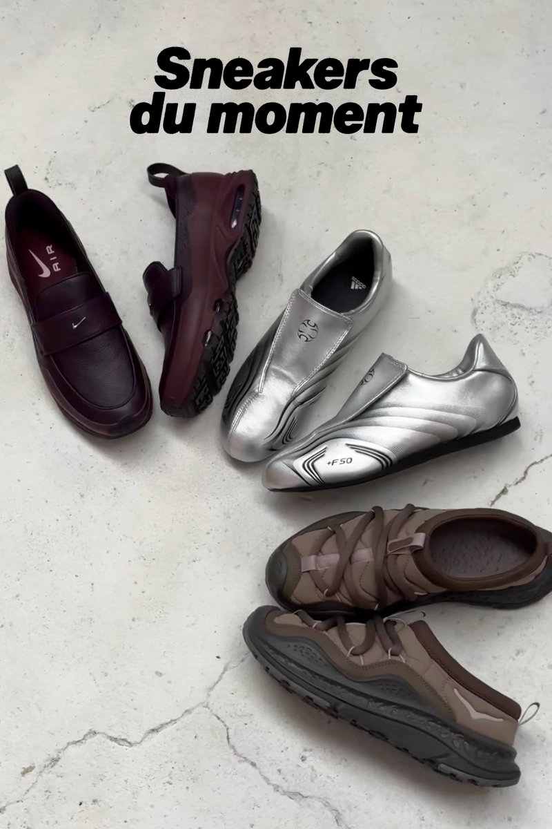 Quatre paires de baskets en bordeaux, argenté et marron disposées sur un sol en béton fissuré sous le texte "Sneakers du moment."