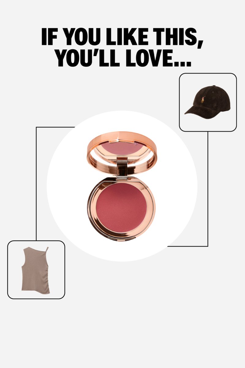 Compatto per blush rotondo con un coperchio metallico color rosa oro, contenente un blush morbido e opaco in una profonda tonalità di rosa. Le icone circostanti presentano un top in cotone beige e un cappellino marrone.