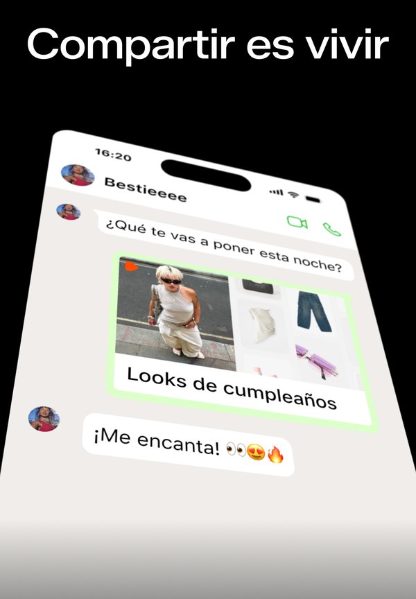 Pantalla de smartphone mostrando una interfaz de chat con una foto de una persona vestida con un atuendo beis, rodeada de varios artículos de ropa y mensajes de texto.
