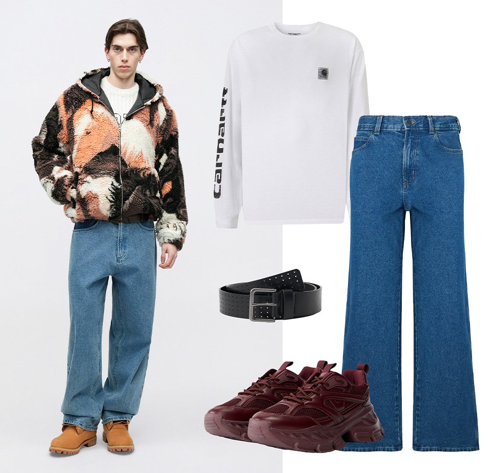 Jachetă din blană artificială cu un model abstract, cămașă albă cu mâneci lungi, blugi albaștri cu picioare largi, curea neagră și adidași masivi bordo.