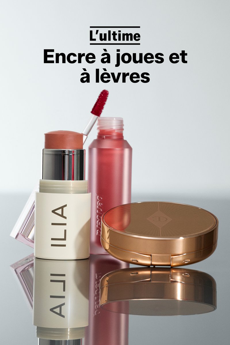 Bâton de blush, teinte à lèvres avec applicateur, et compact rond fermé disposés sur une surface réfléchissante sous un texte en français à propos d'une tache sur les joues et les lèvres.
