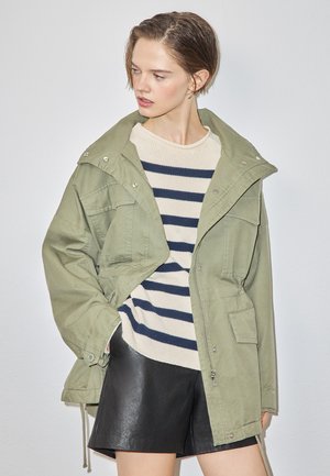 Weekend Max Mara