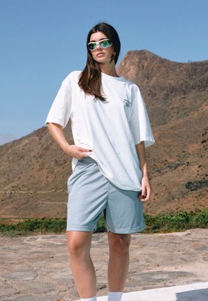 ARKK APPAREL