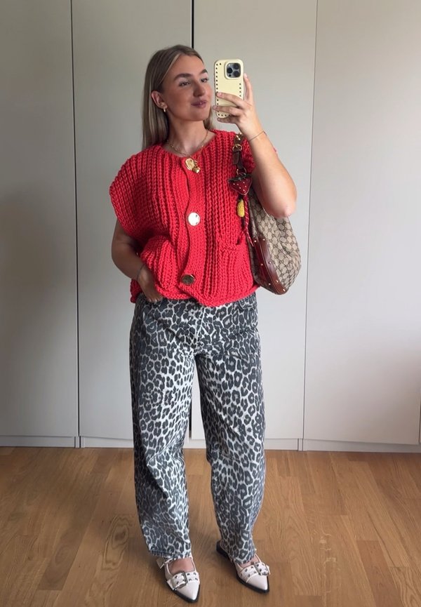 lara__brucker