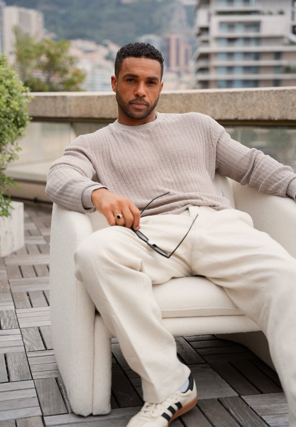 Lucien Laviscount