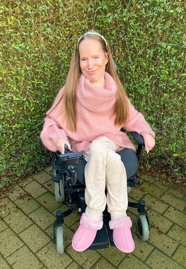 justawheelchairgirl