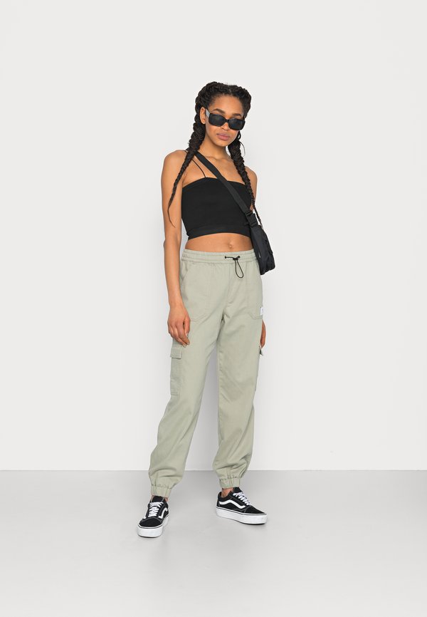 zapatillas old skool platform black white