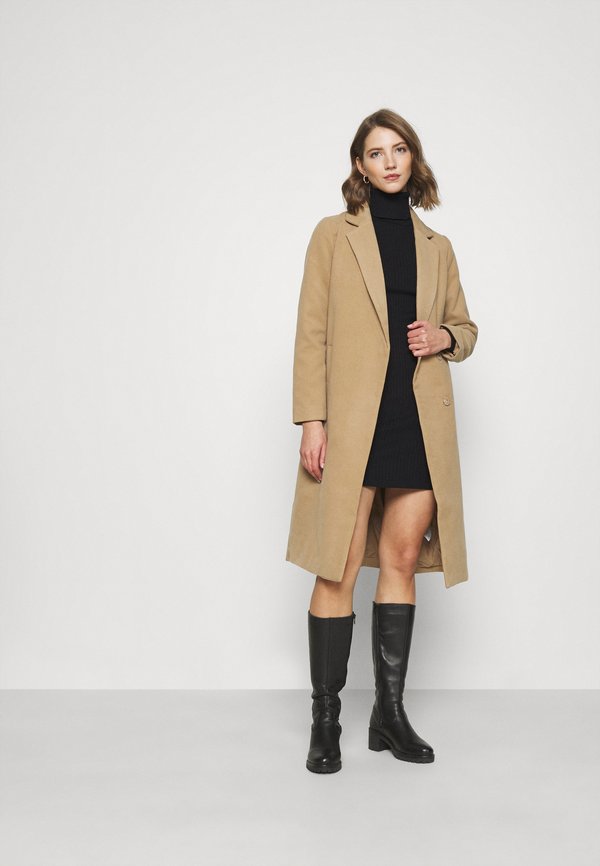 Vero Moda Petite VMHAPPINESS ROLLNECK DRESS Robe pull black/noir