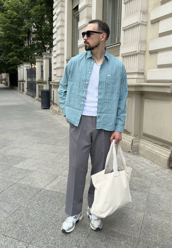 konradless