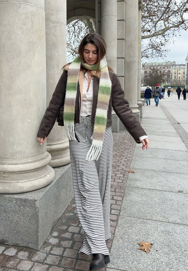 oksanaravliv