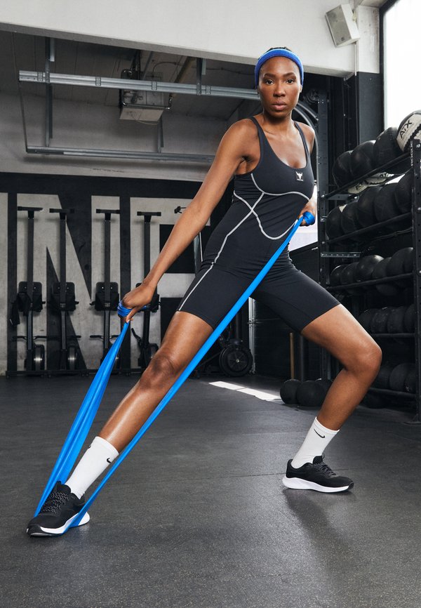 zalando nike yoga luxe